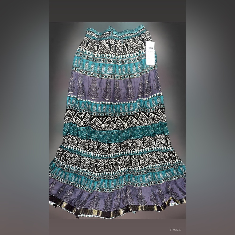 Elegant Teal and Black Patterned Maxi Skirt
